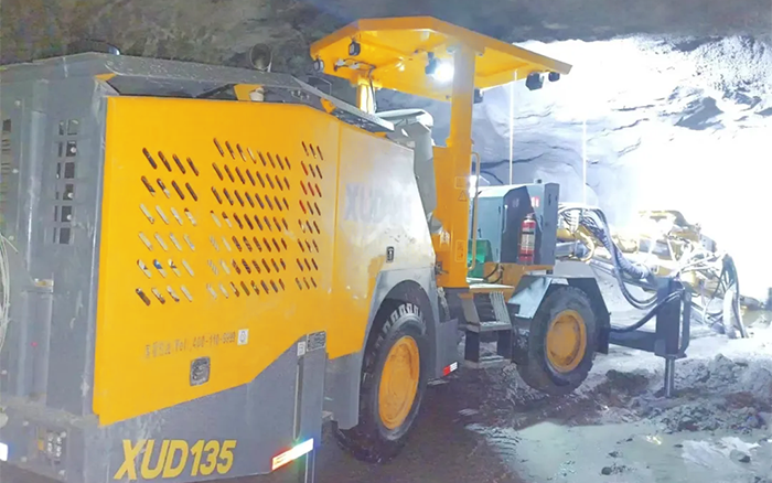 掘进铁矿！俄罗斯专享会掘进钻车硬核施工