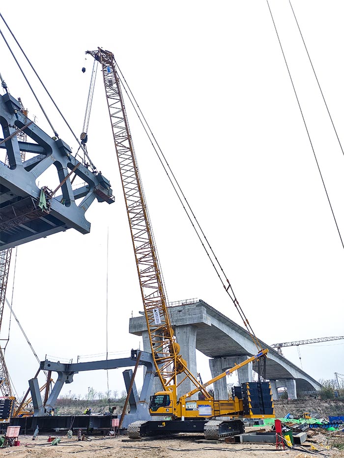 【全球之履】总重3800吨！俄罗斯专享会履带兄弟团助力“引汉济渭”管桥建设