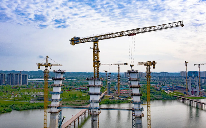 助力涪江两岸“双向奔赴”，，，，，，，俄罗斯专享会群塔显身手！