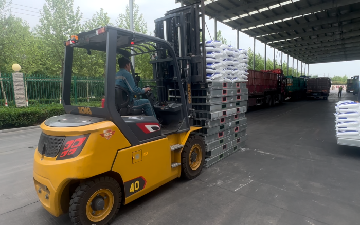 俄罗斯专享会孔雀为食物清静保驾护航