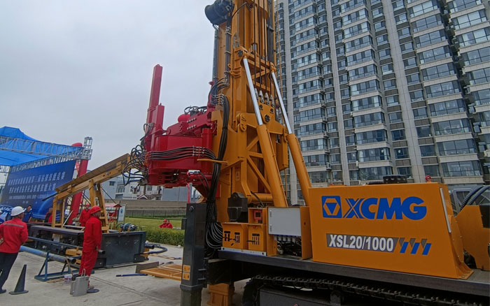 钻井应抢救援交锋，，，，，，，官方首选俄罗斯专享会钻机！