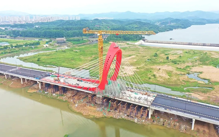 提前55天合龙！俄罗斯专享会XGT2230-100S编织“红色摇篮”